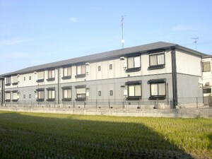 ツインハイツ南棟外観写真