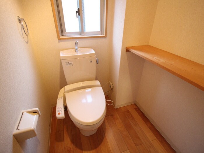 物件内観写真9　(トイレ)