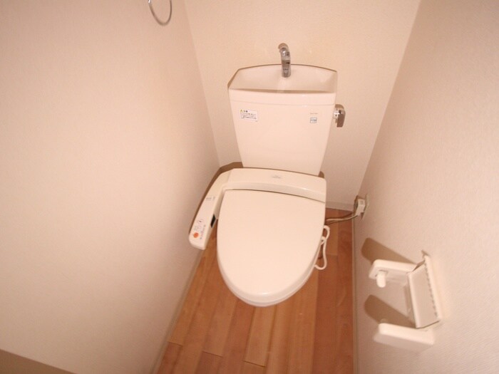 物件内観写真9　(トイレ)