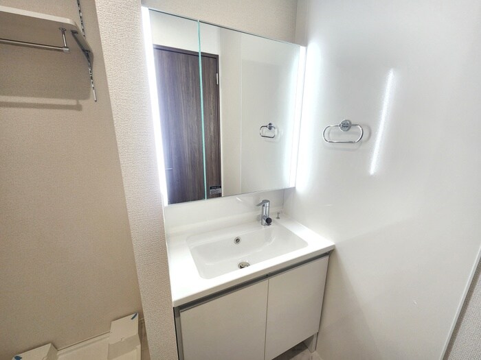 物件内観写真9　(洗面)