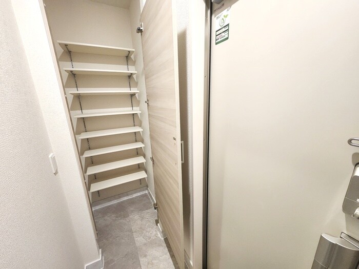 物件内観写真14　(収納)