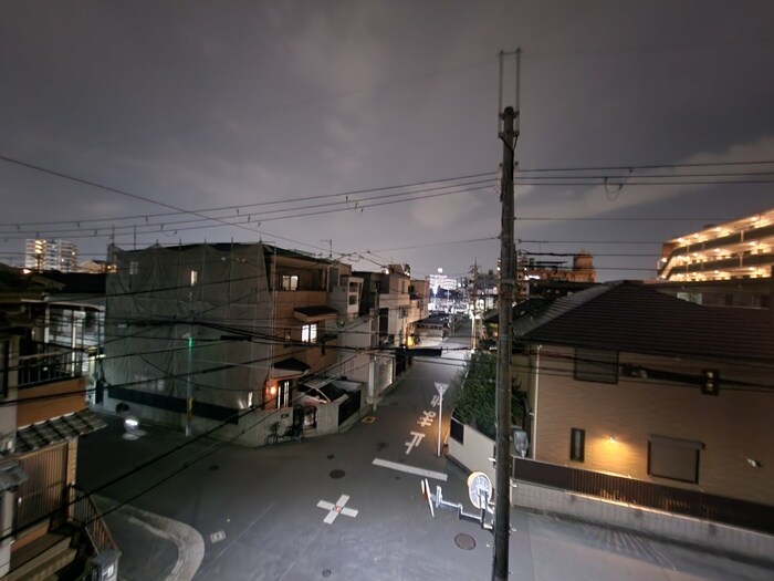 物件内観写真16　(室内からの展望)