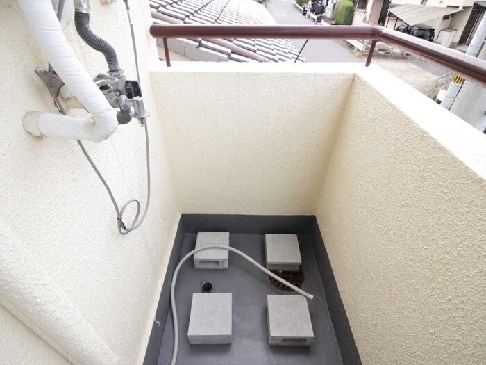 物件内観写真17　(洗濯機置場)