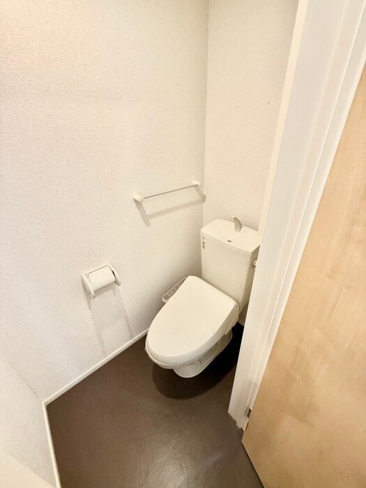 物件内観写真13　(トイレ)