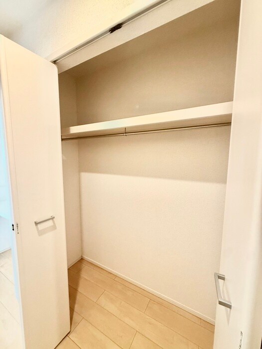 物件内観写真16　(収納)