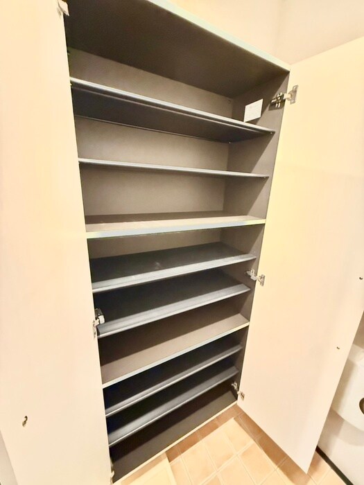 物件内観写真19　(靴箱)