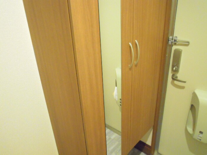 物件内観写真21　(玄関)