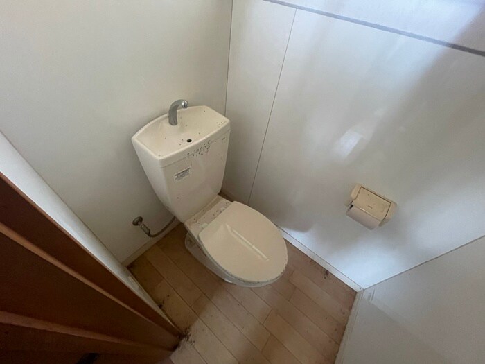 物件内観写真9　(トイレ)