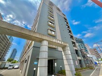 アルバＴの外観写真