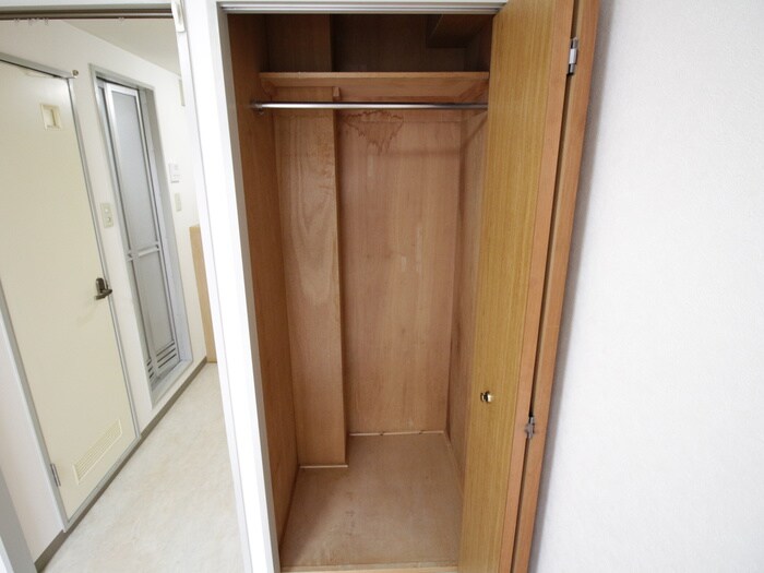 物件内観写真13　(収納)