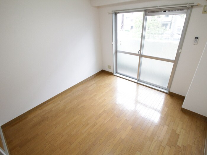 物件内観写真18　(居室)