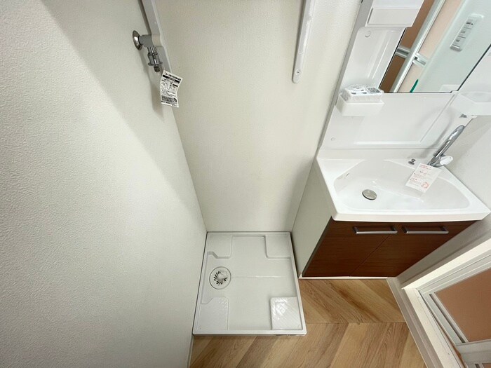 物件内観写真20　(洗濯機置場)