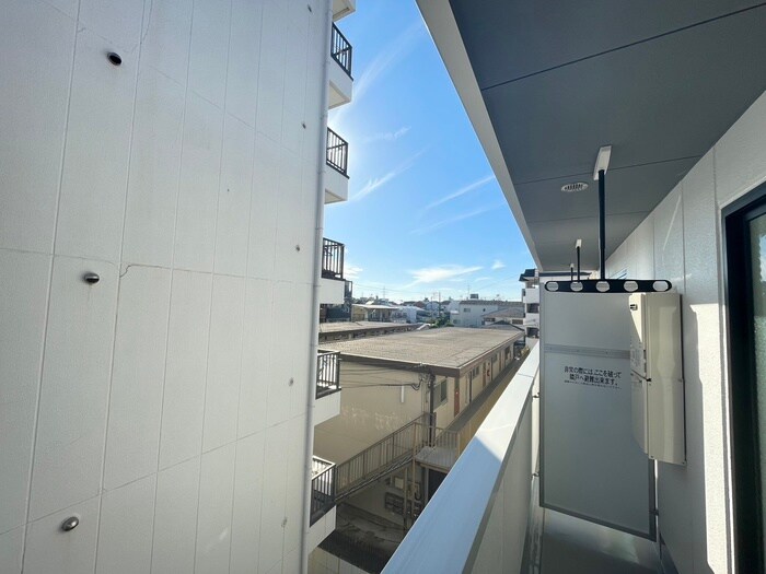 物件内観写真22　(室内からの展望)