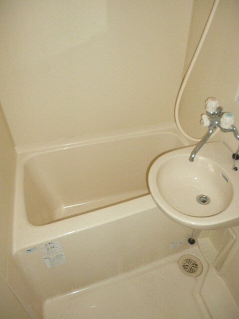 物件内観写真8　(バス／シャワールーム等)