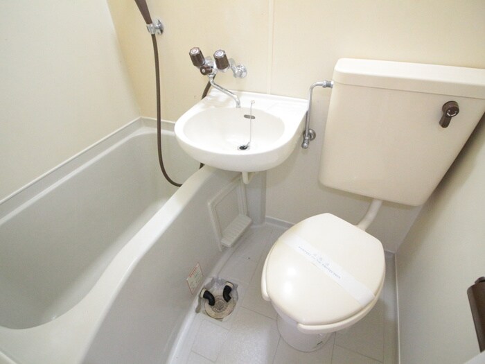 物件内観写真11　(バス／シャワールーム等)