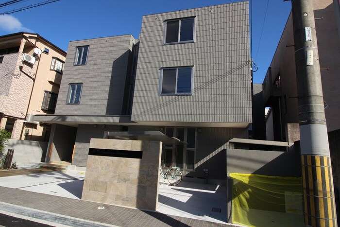 物件外観写真6　(外観写真)