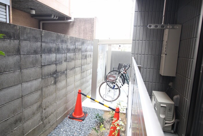 物件内観写真18　(室内からの展望)