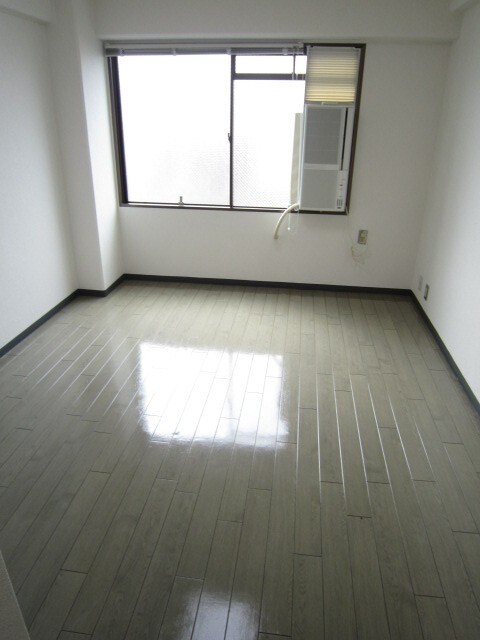 物件内観写真5　(居室)