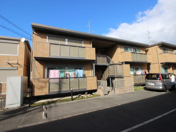 物件外観写真4　(外観写真)