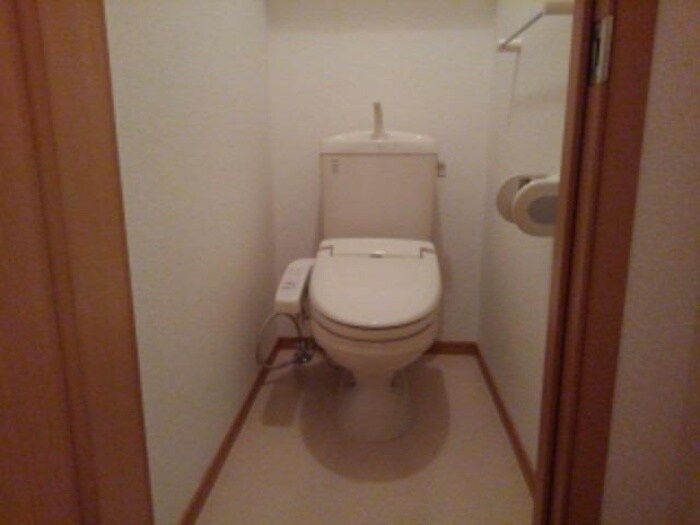 物件内観写真11　(トイレ)