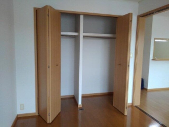 物件内観写真13　(収納)