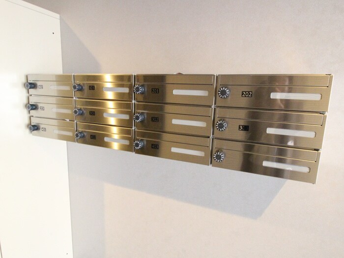 物件外観写真5　(駐車場)