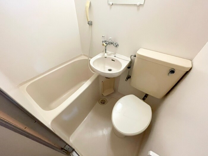 物件内観写真12　(バス／シャワールーム等)