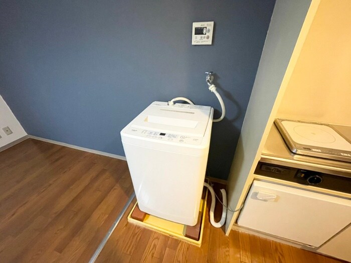 物件内観写真15　(洗濯機置場)