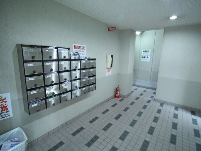 物件外観写真6　(建物設備)