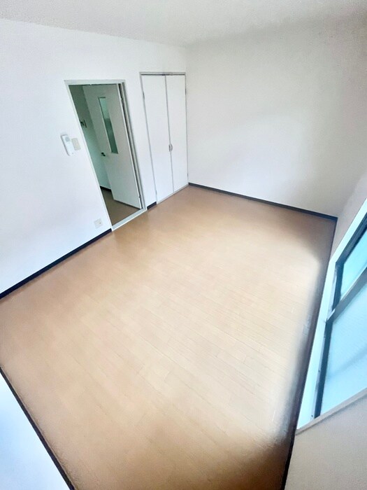 物件内観写真12　(居室)