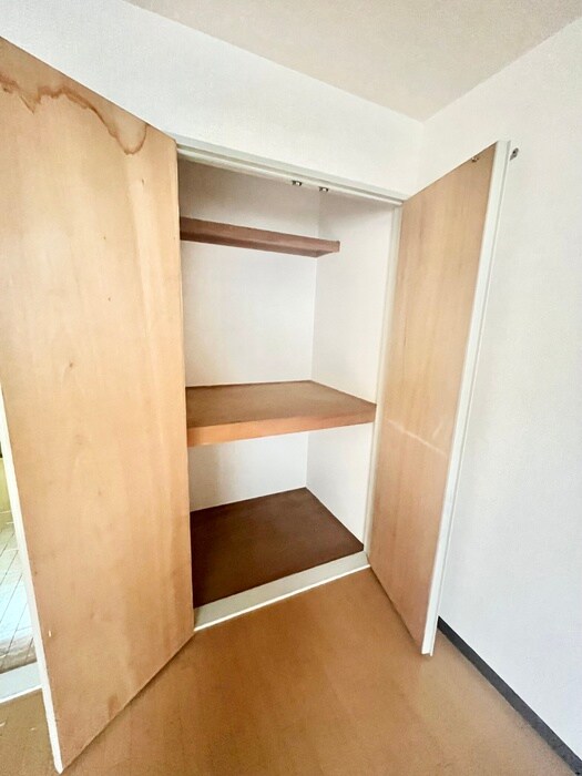 物件内観写真17　(収納)