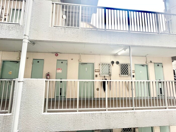 物件内観写真22　(室内からの展望)