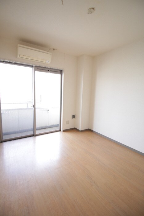 物件内観写真18　(居室)