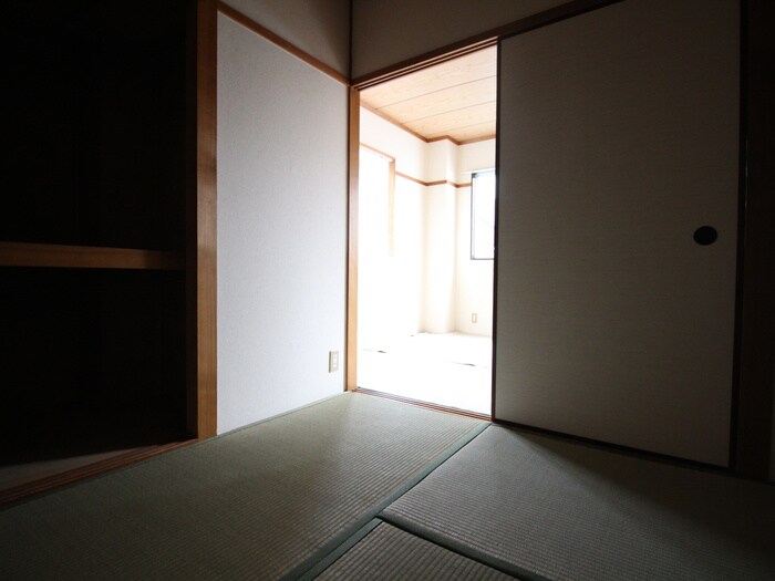 物件内観写真11　(居室)