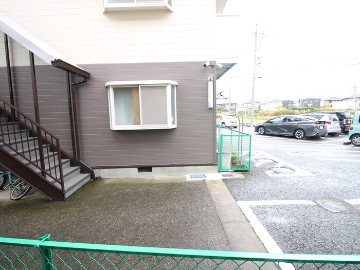 物件内観写真22　(室内からの展望)