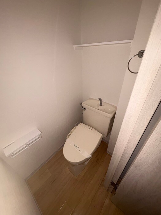 物件内観写真11　(トイレ)