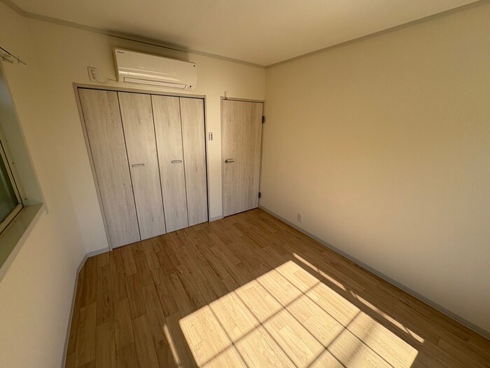 物件内観写真18　(居室)