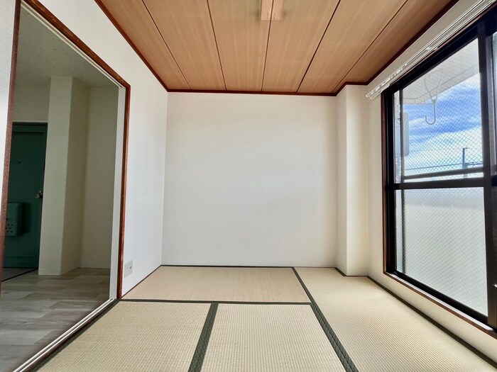 物件内観写真15　(居室)