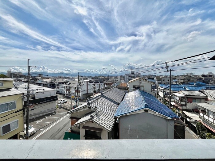 物件内観写真19　(室内からの展望)