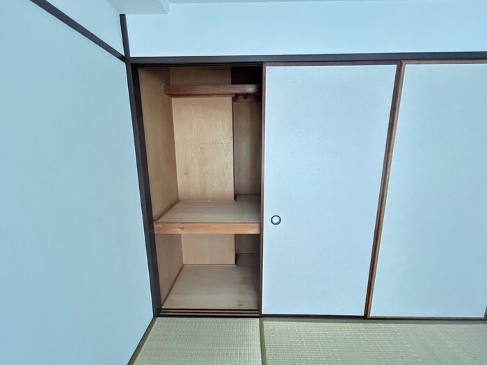 物件内観写真10　(収納)