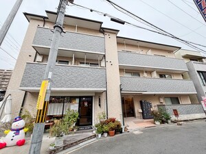 レヴィア門真外観写真