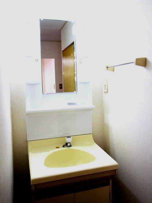 物件内観写真11　(洗面)