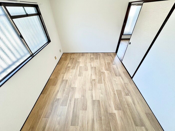 物件内観写真7　(居室)