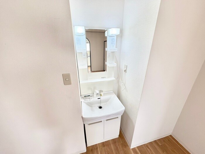 物件内観写真10　(洗面)