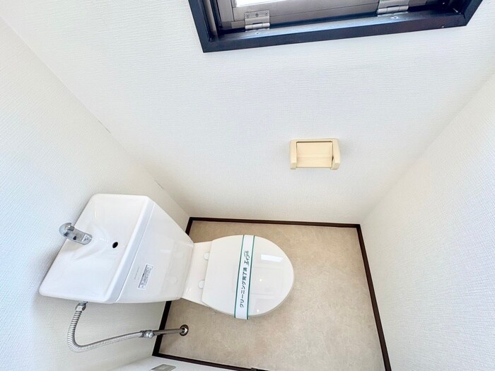 物件内観写真12　(トイレ)