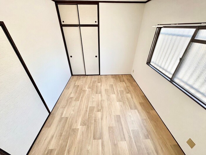 物件内観写真13　(居室)