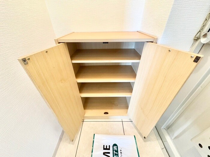 物件内観写真13　(靴箱)