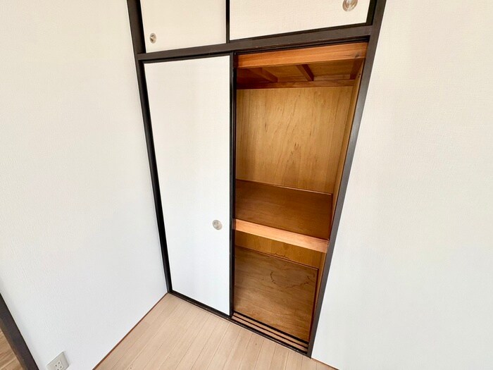 物件内観写真21　(収納)