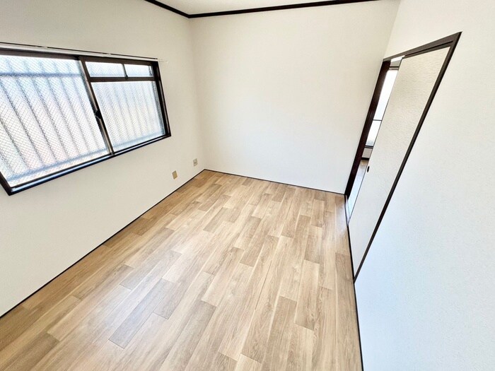 物件内観写真22　(居室)