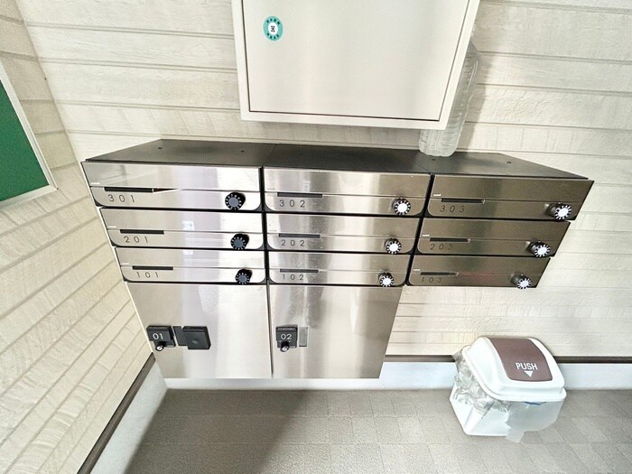 物件外観写真6　(建物設備)